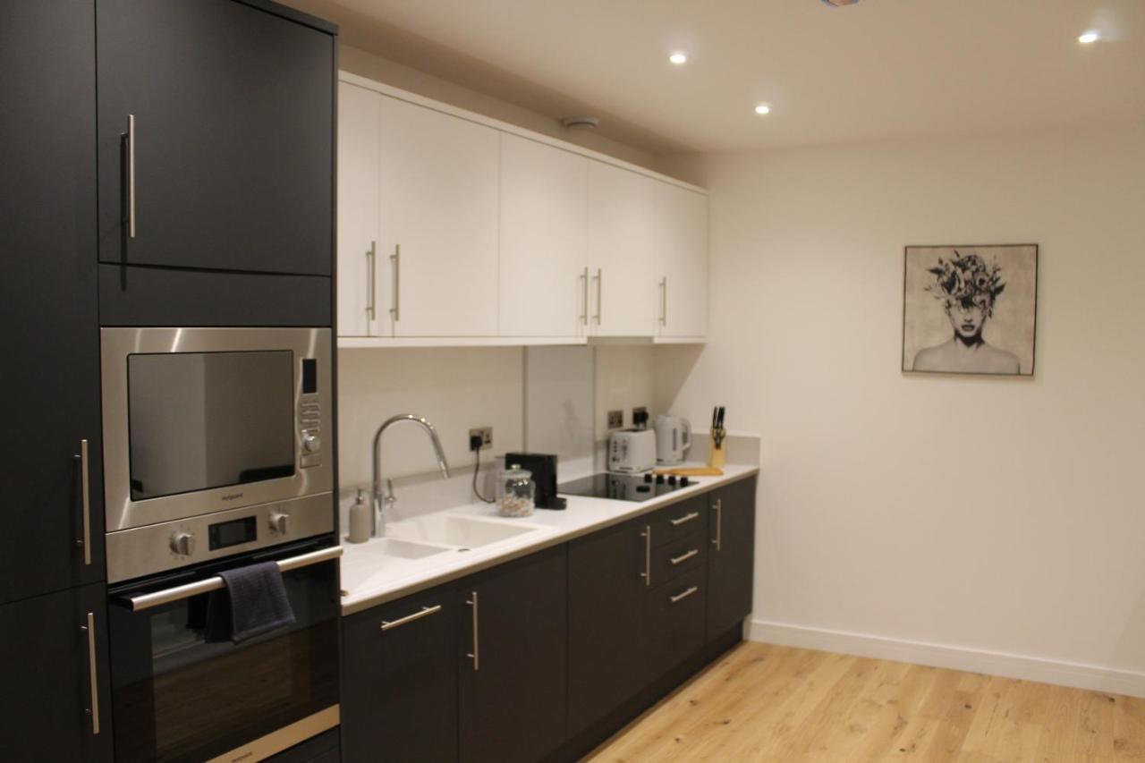 Luxury 2 Bed Apartment In The Heart Of Rochester Rochester  Zewnętrze zdjęcie