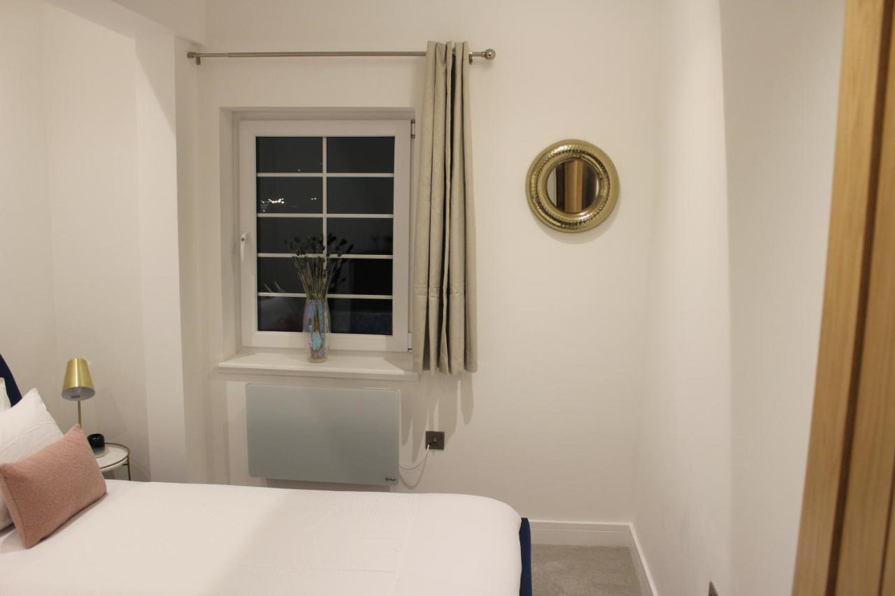 Luxury 2 Bed Apartment In The Heart Of Rochester Rochester  Zewnętrze zdjęcie