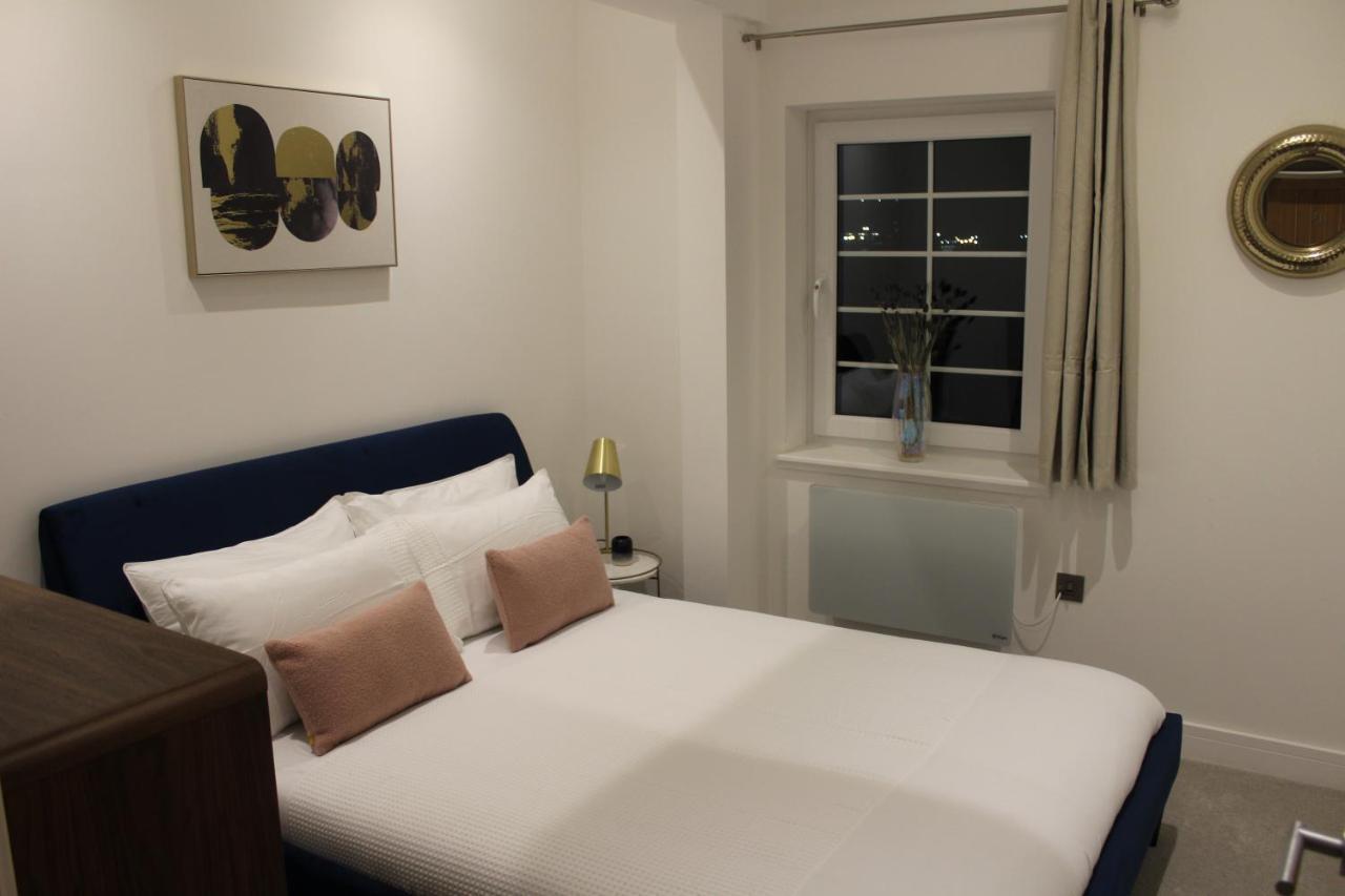 Luxury 2 Bed Apartment In The Heart Of Rochester Rochester  Zewnętrze zdjęcie